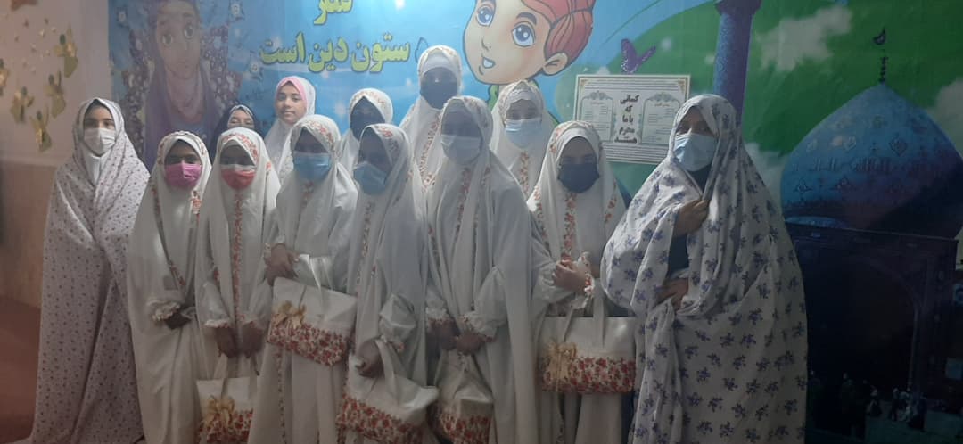 نماز جماعت در مدرسه