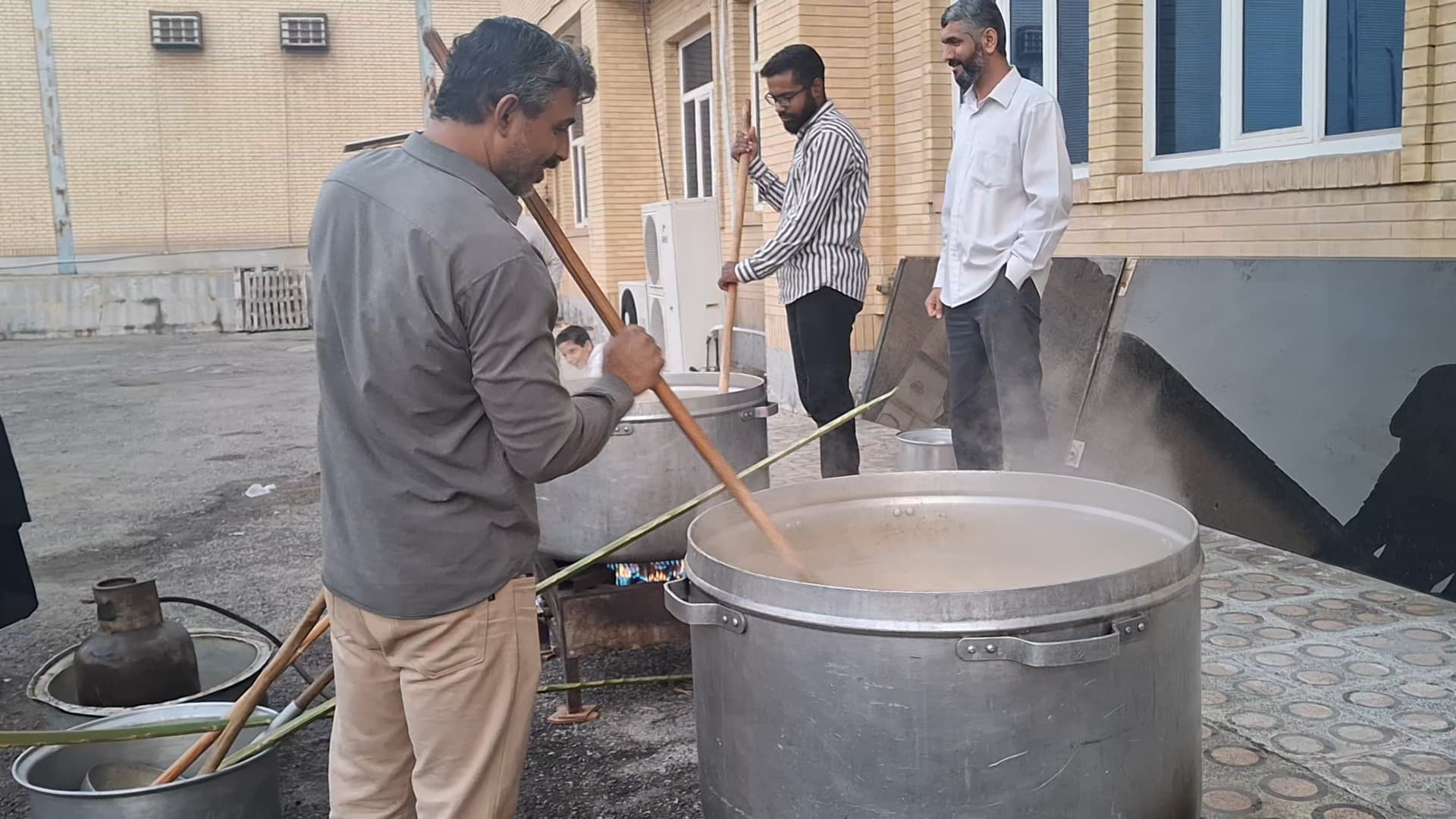 پخت حلیم مهدوی